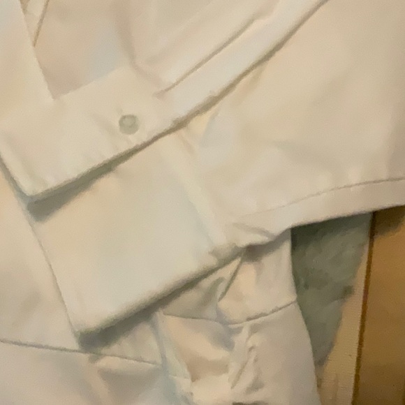 White, 100% cotton shirt - Picture 6 of 8